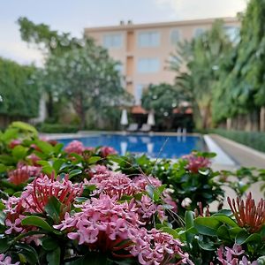 Starry Angkor Hotel